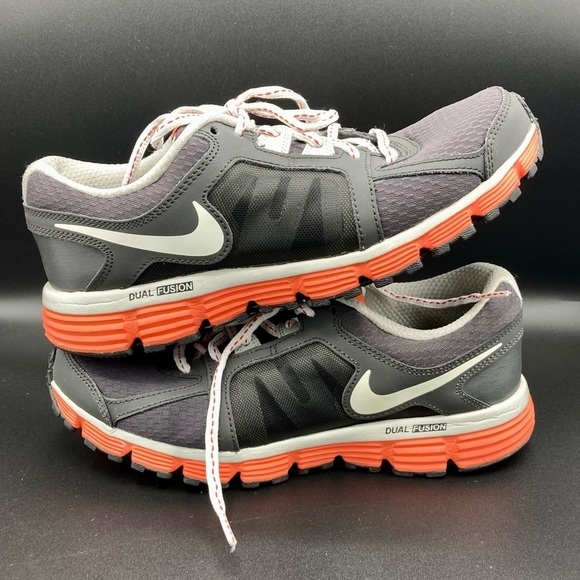 EUC NIKE‎ Dual Fusion St 2 Running shoes, 6.5Y or women's 8/8.5 NIKE - Picture 8 of 13
